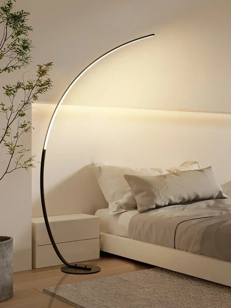 Lampadaire LED d’angle – Arc design moderne