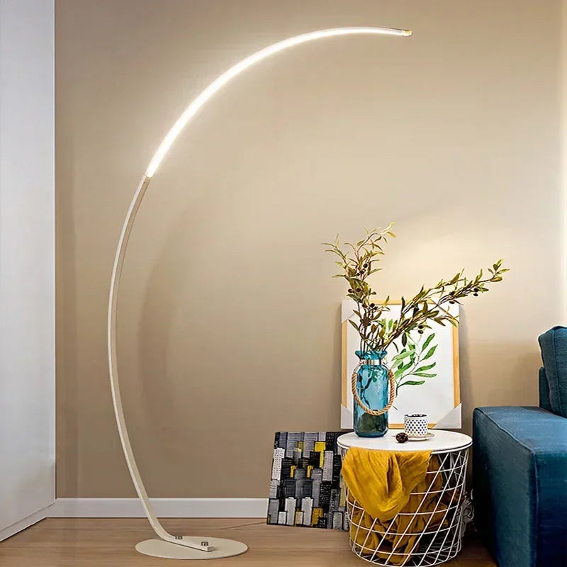 Lampadaire LED d’angle – Arc design moderne