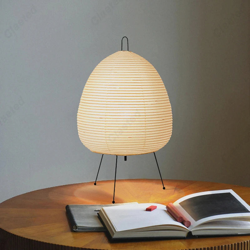Lampe de table japonaise Akari – Papier de riz sur trépied