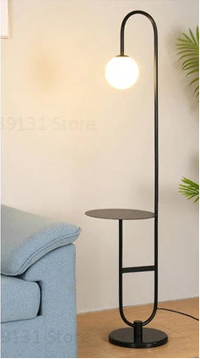 Lampadaire scandinave en métal – Éclairage doux moderne