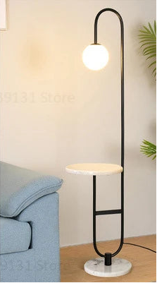 Lampadaire scandinave en métal – Éclairage doux moderne