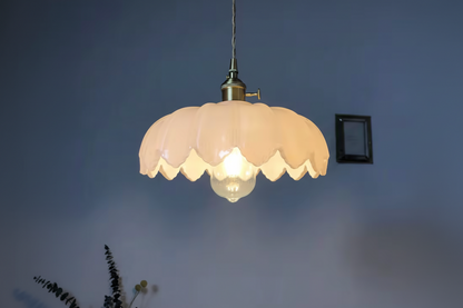 Suspension florale en laiton et verre coloré – Style vintage