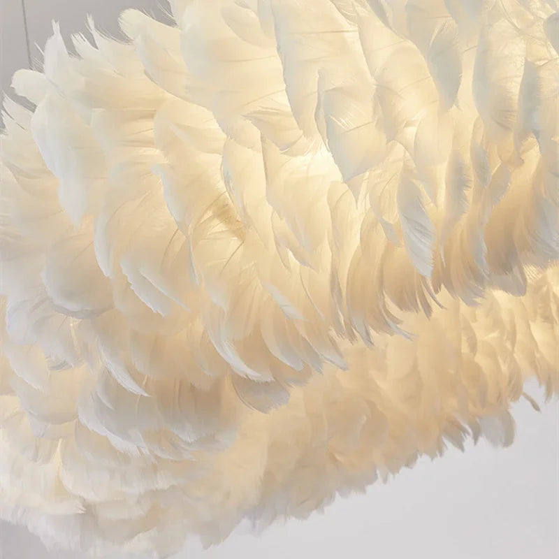 Suspension LED en plumes – Design nordique moderne