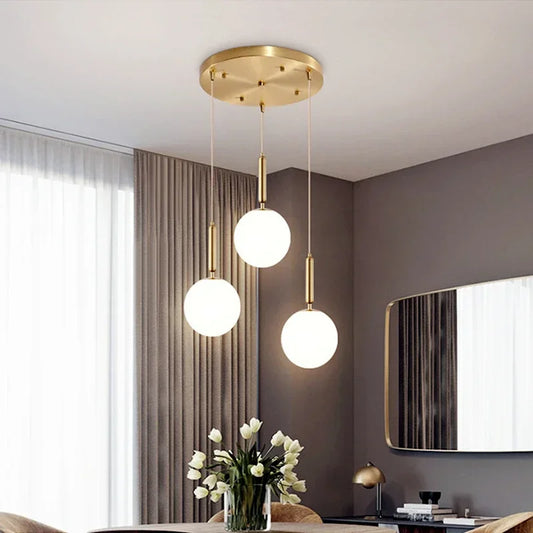 Suspension LED nordique en verre et laiton – Lustre boule moderne